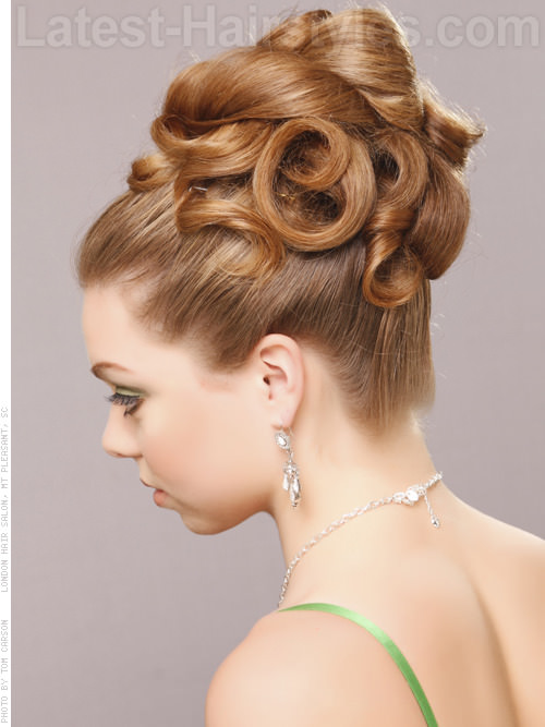 Grecian Lady Coiled Updo For Long Hair