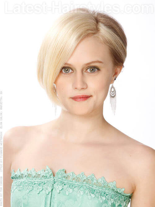 Short Blonde Asymetric Cut Fine Hair Front View