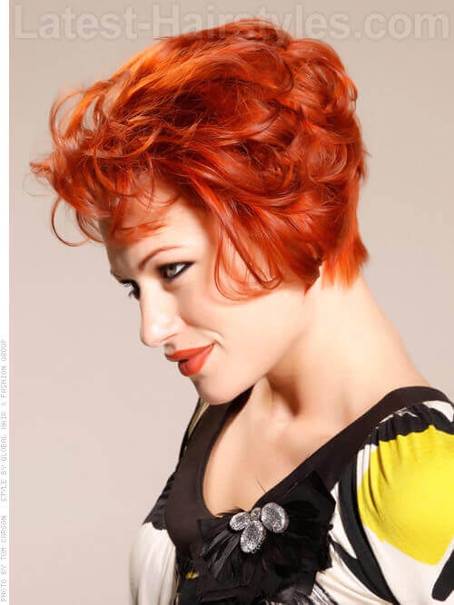 Sexy Short Red Hairstyle for Women