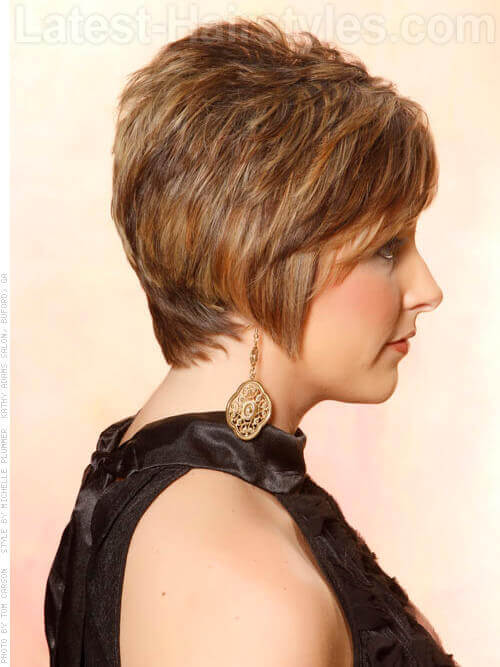 Short Highlighted Haircut for Women