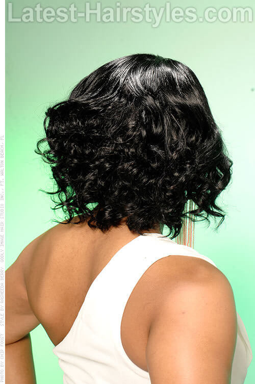 Medium Curls for a Black Woman Side View