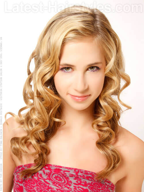 Long Blonde Cute Prom Hairstyle with Large Defined Curls