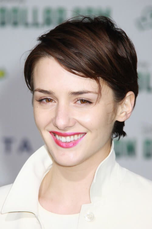 Addison Timlin Short Side Part Hairstyle