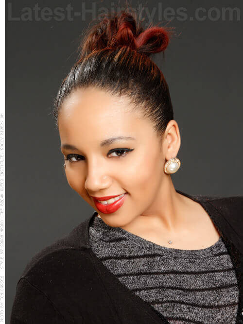 Theiest Messy Updos You'll See All Day