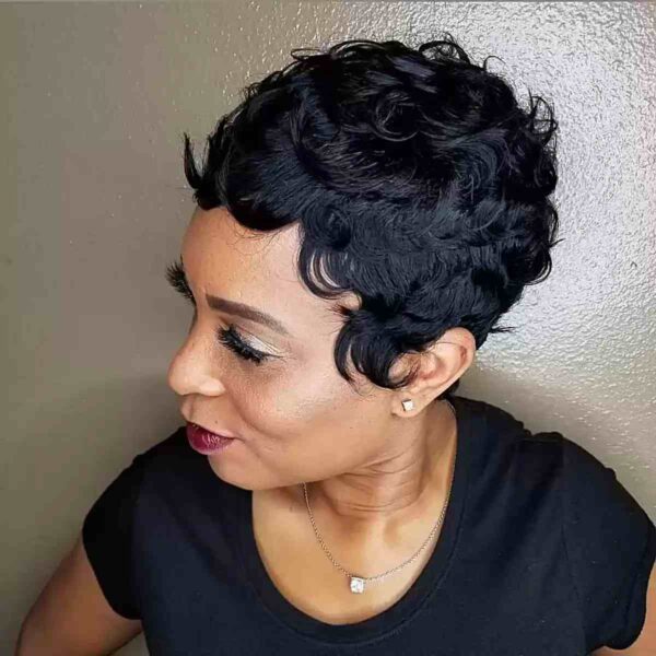 28 Hottest Short Weave Hairstyles for Black Women in 2024