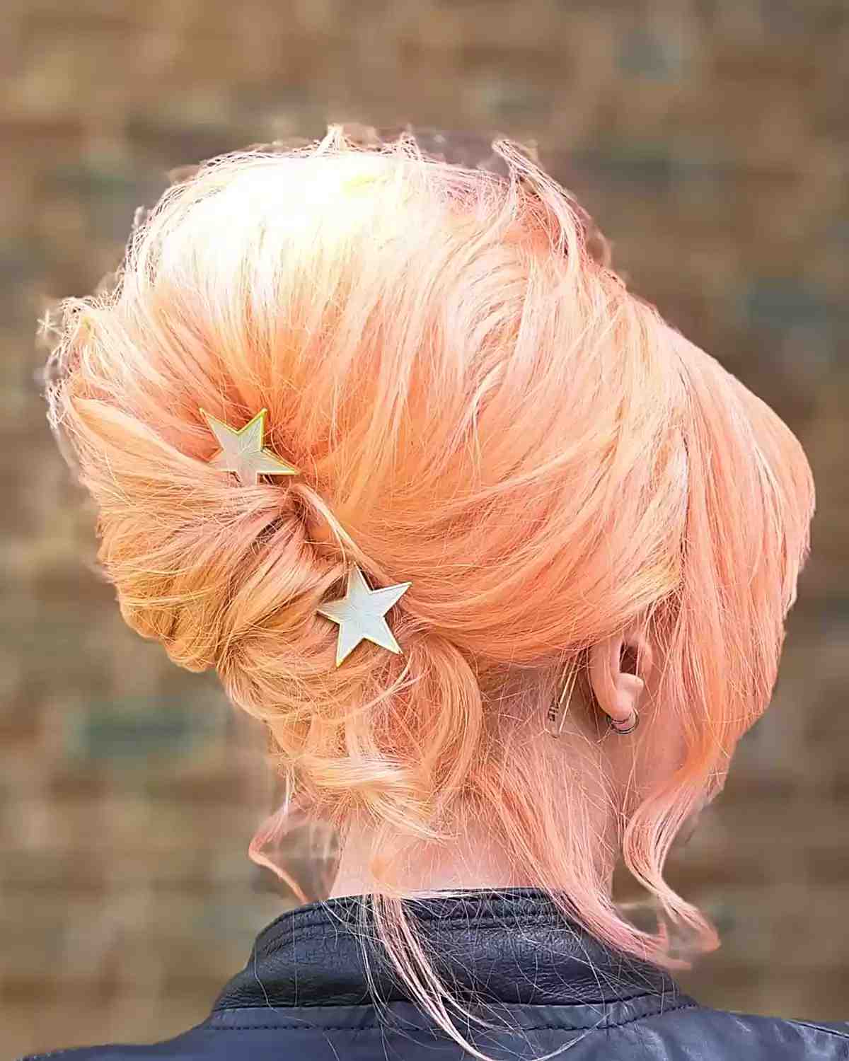 80s-Inspired Peach Beehive Hairstyle with Star Hair Accessories