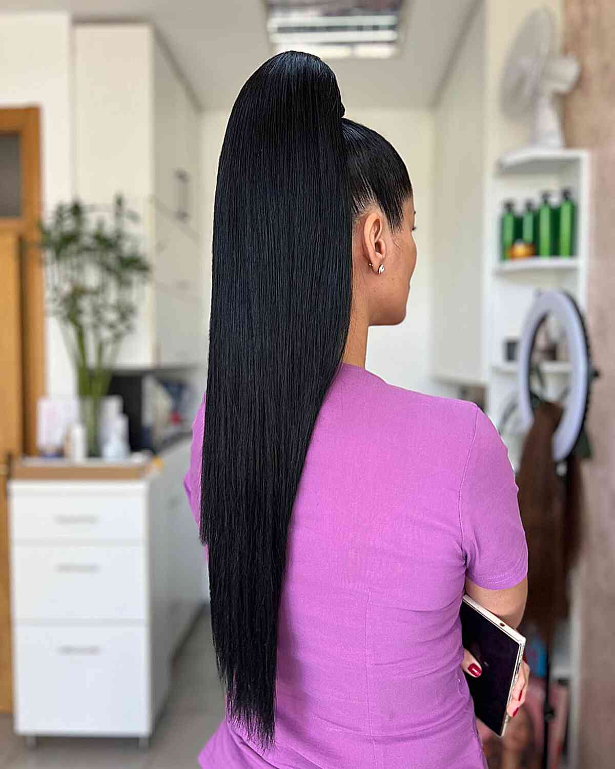 80s-Inspired Very Long and Straight 80s High Pony