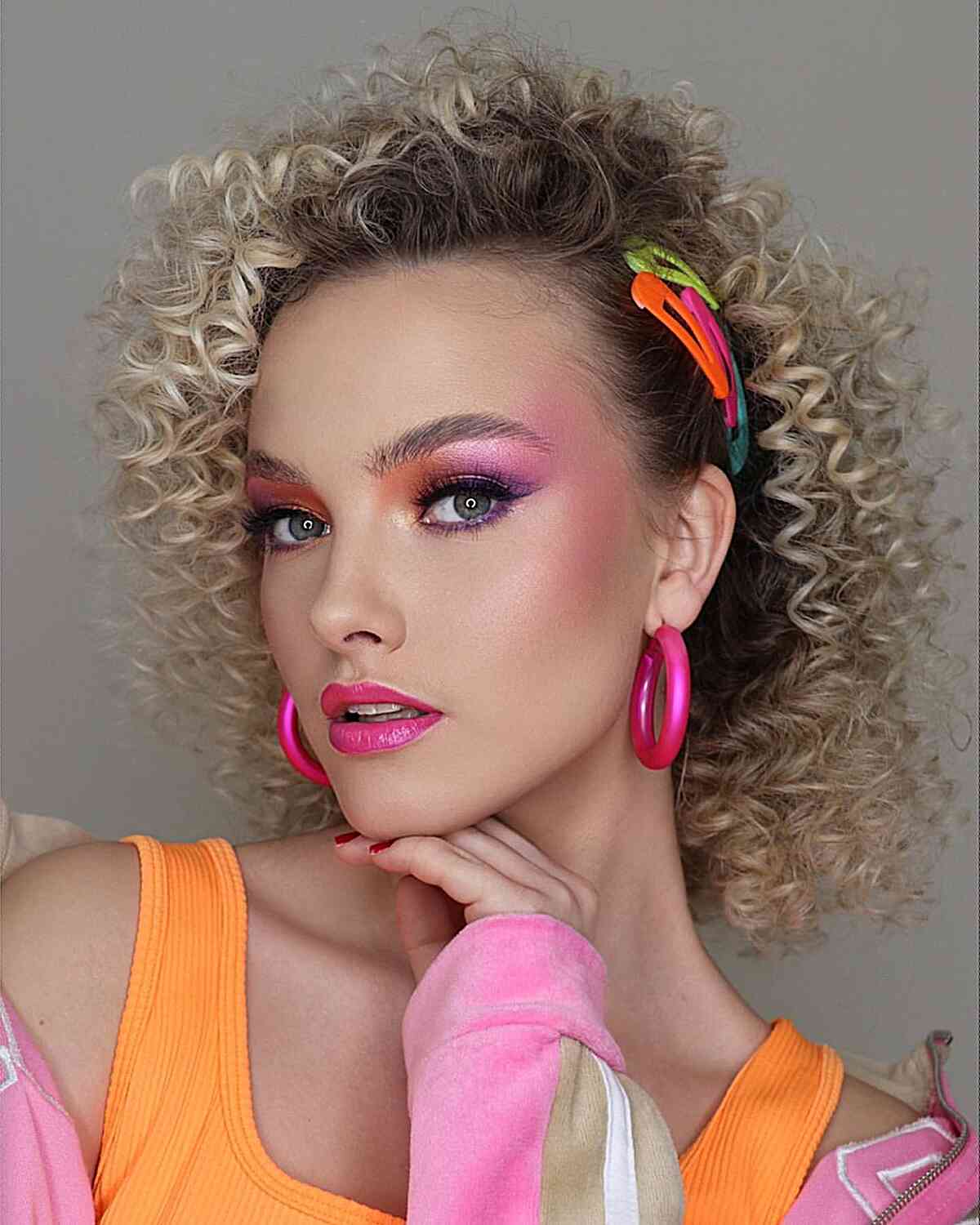 80s Medium Side-Swept Retro Curly Hair with Colorful Clips