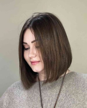 37 of the Most Flattering Bob Haircuts for Round Faces