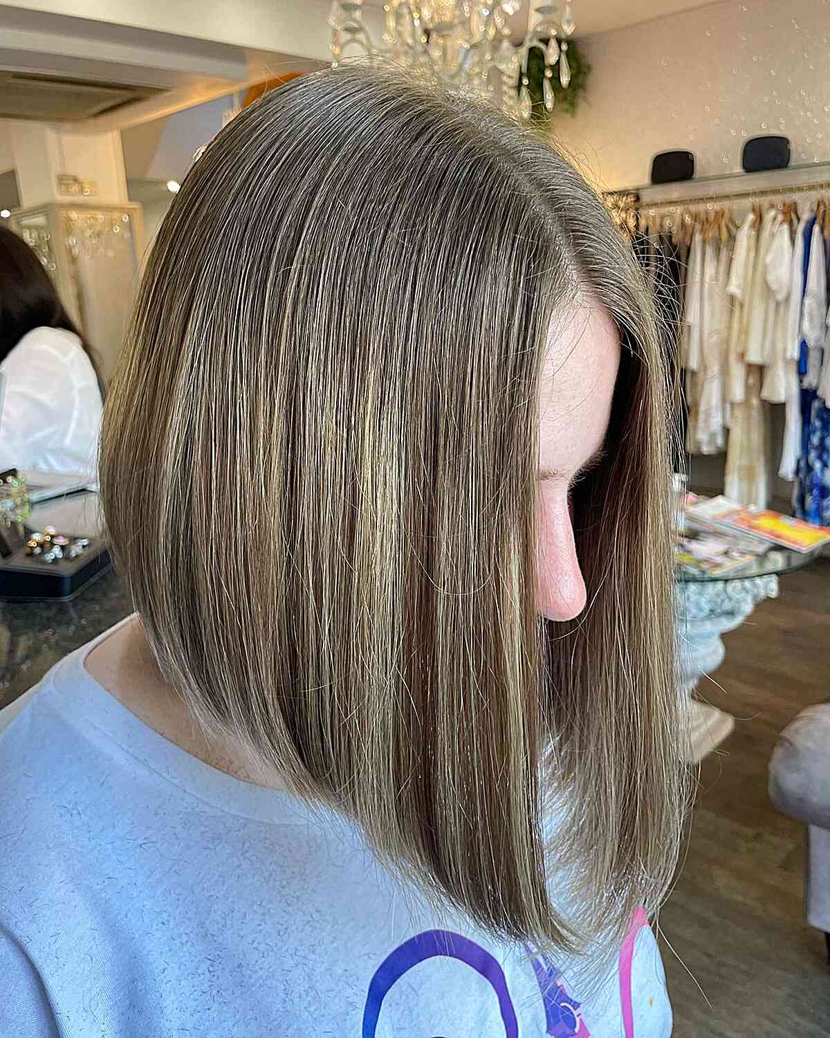 A-Line Brown Lob with Graduated Layers