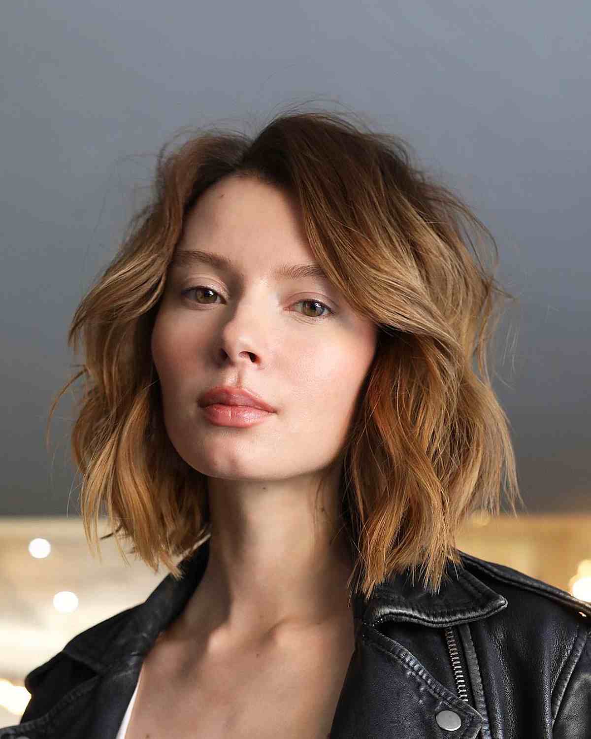 Above-the-Shoulder Layered Choppy Bob Without Bangs