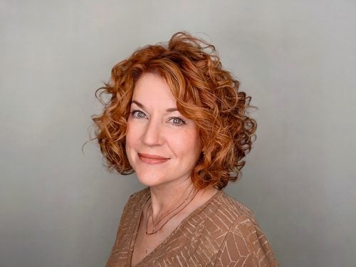 Age defying curly hairstyles for older women