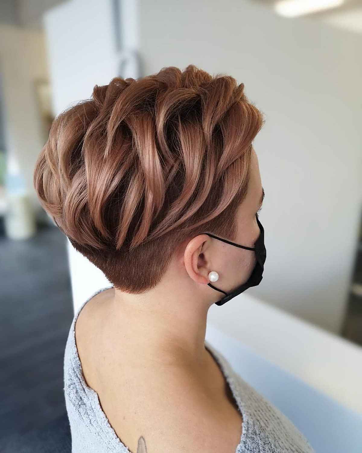 undercut with a back view