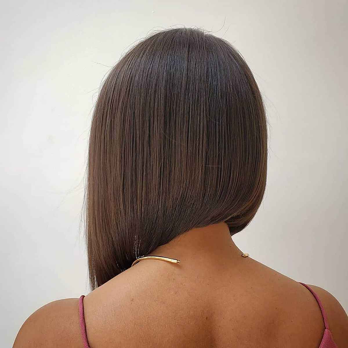 Gorgeous Back View of an Inverted Lob