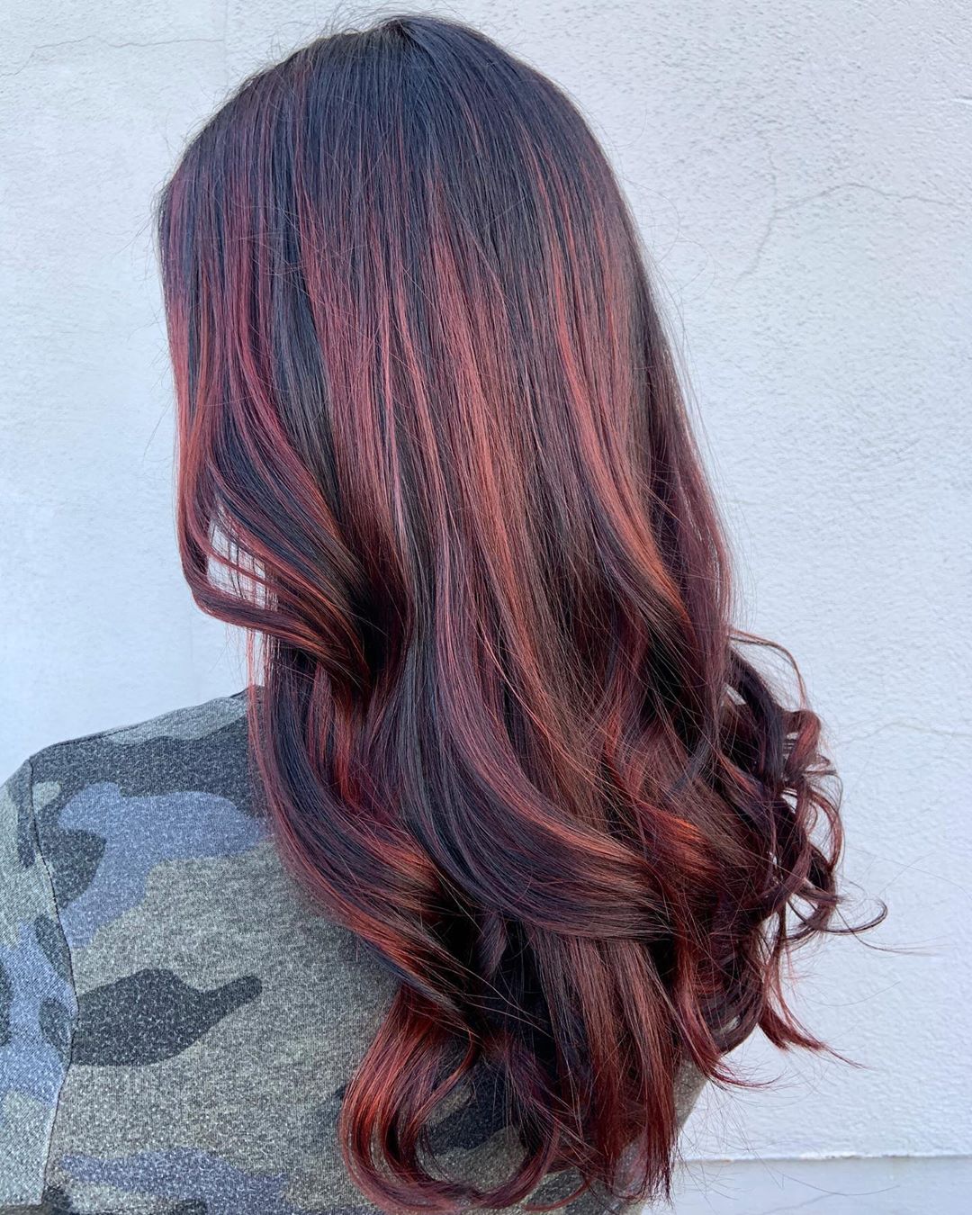 These 21 Dark Hair Colors Are Totally Trending in 2021