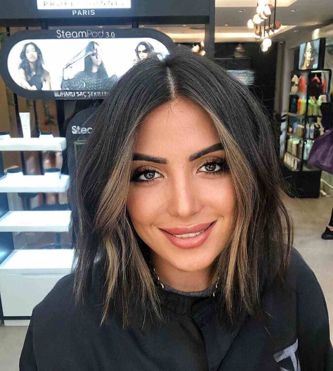 56 Stunning Money Piece Hair Highlights for a FaceFraming Trend