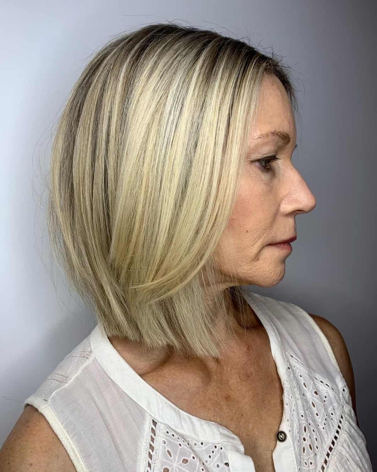 80+ Youthful Hairstyles & Haircuts for Women Over 50