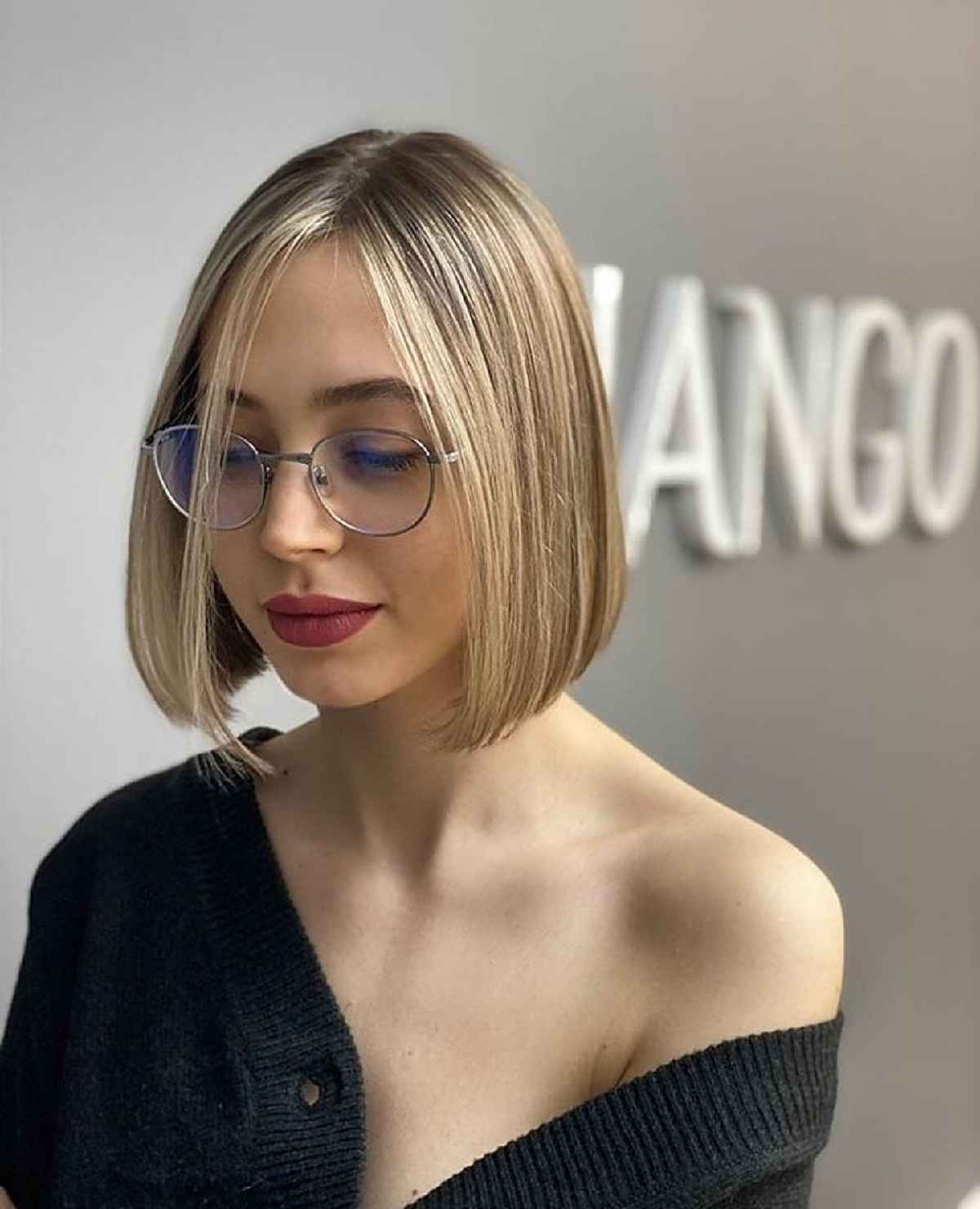 Blonde Bob Hairstyle for Women with Glasses
