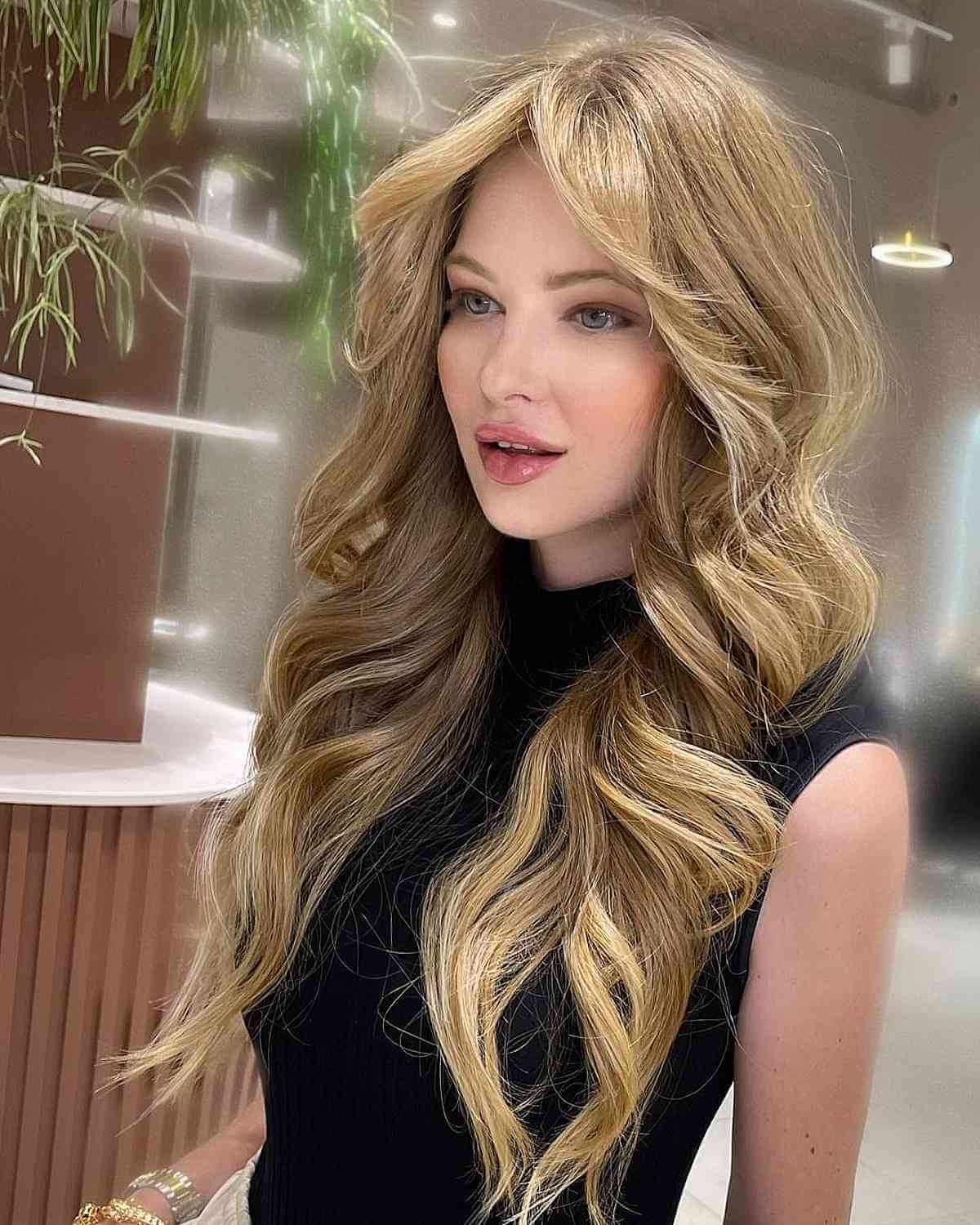 Blonde Flowing Long Curtain Fringe on Long Hair