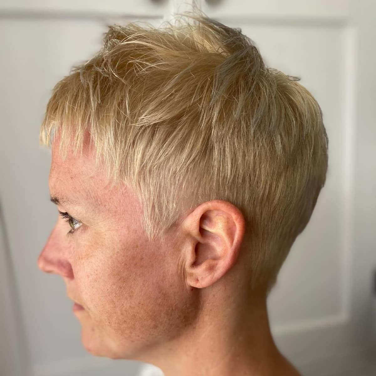 Blonde Short Pixie Cut