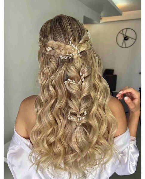 Princess Hairstyles: The 29 Most Charming Ideas