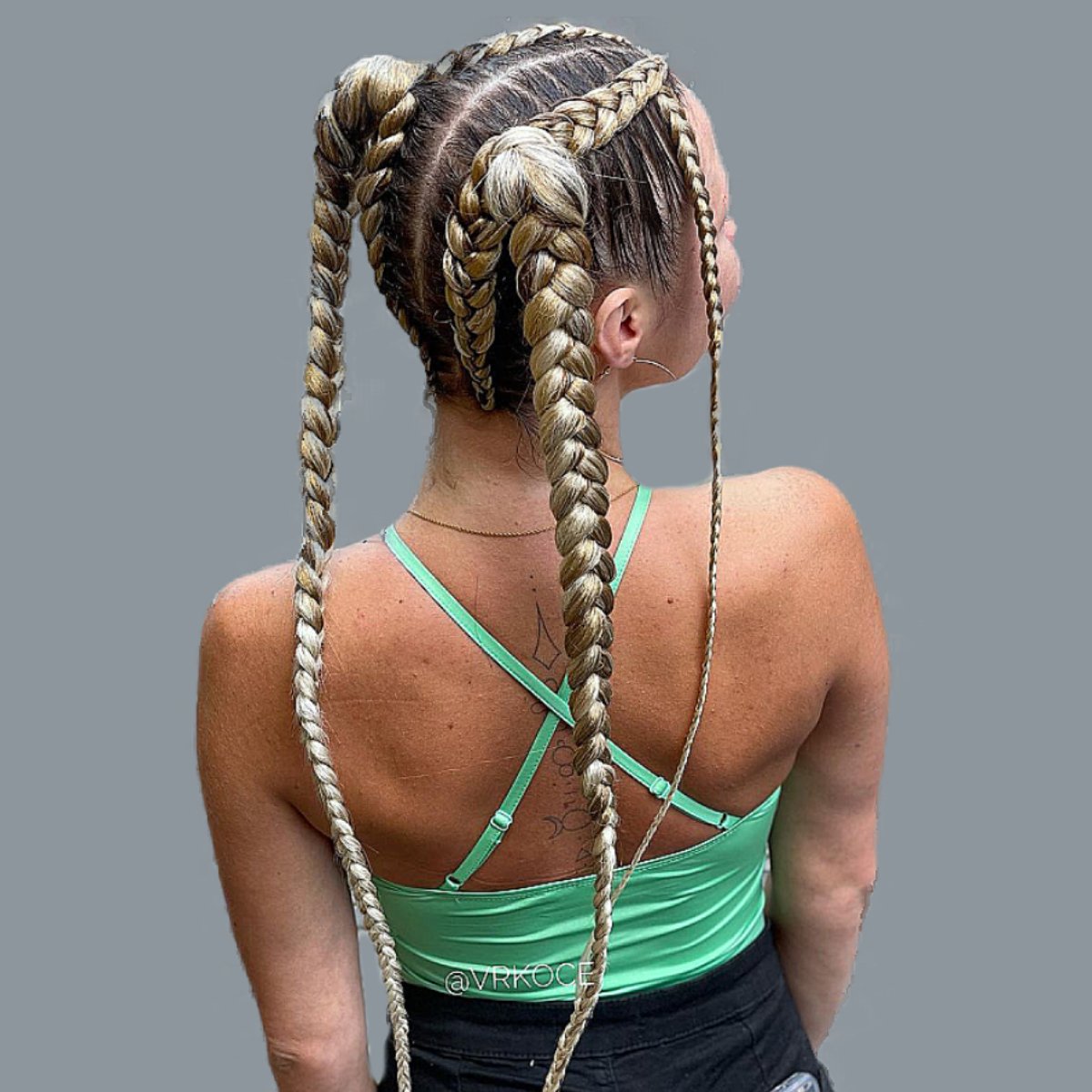 25 Cute and Easy Braided Pigtails to Try