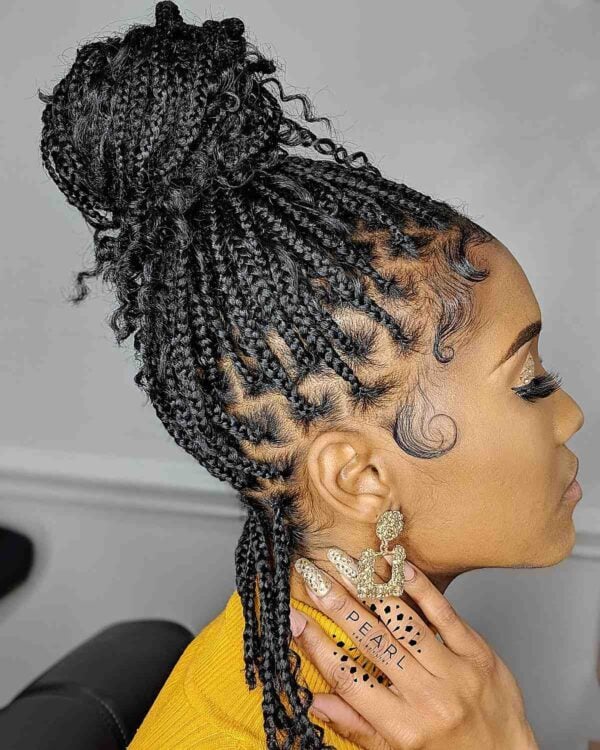 25 Prettiest Prom Hairstyles For Black Girls For 2024 