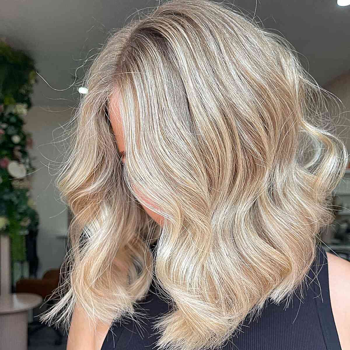 Bright Blonde Angled Lob with Loose Waves