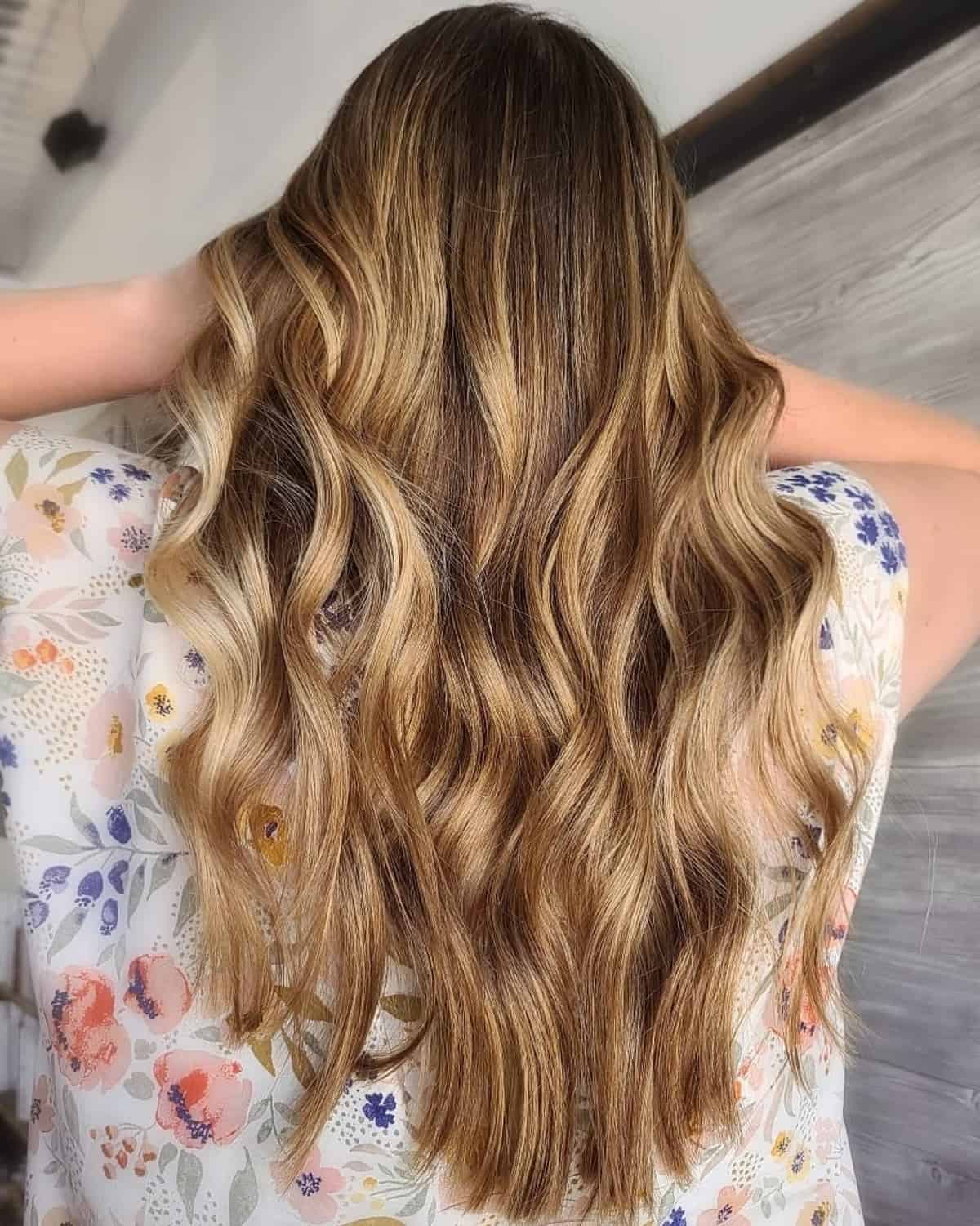 Bronde Highlights for Women with Light Brown Hair