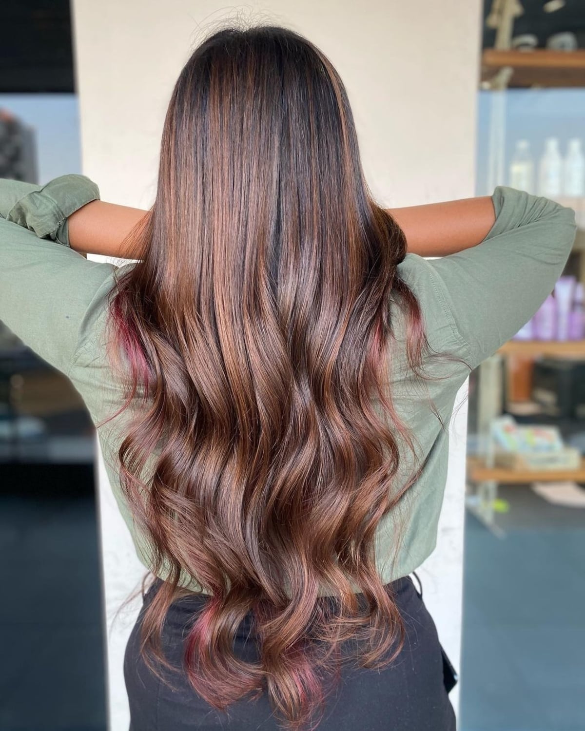 Easy Bronzed brown with highlights