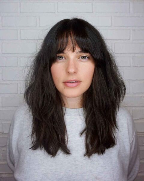 27 Flattering Ways to Wear Bangs for Women with Small Foreheads