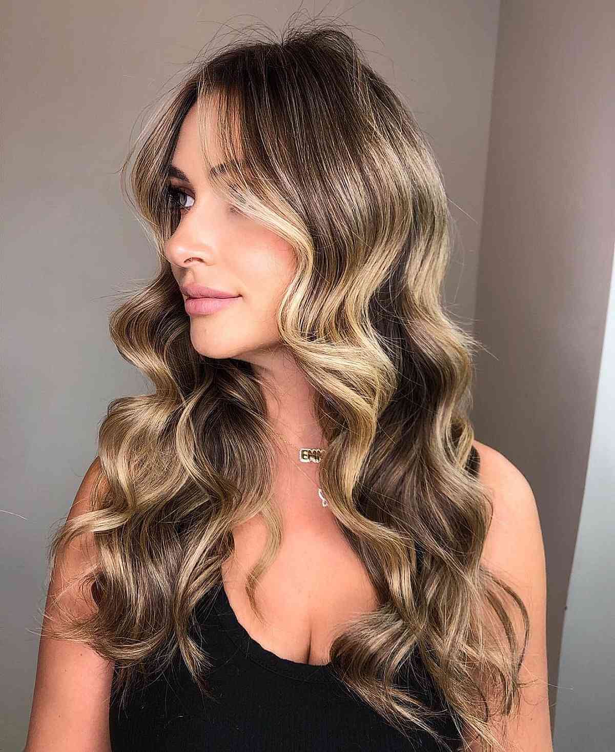 Low-Maintenance Brown and Blonde Balayage Hairstyle