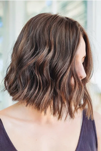 A Brunette Blunt Lob with Soft Waves