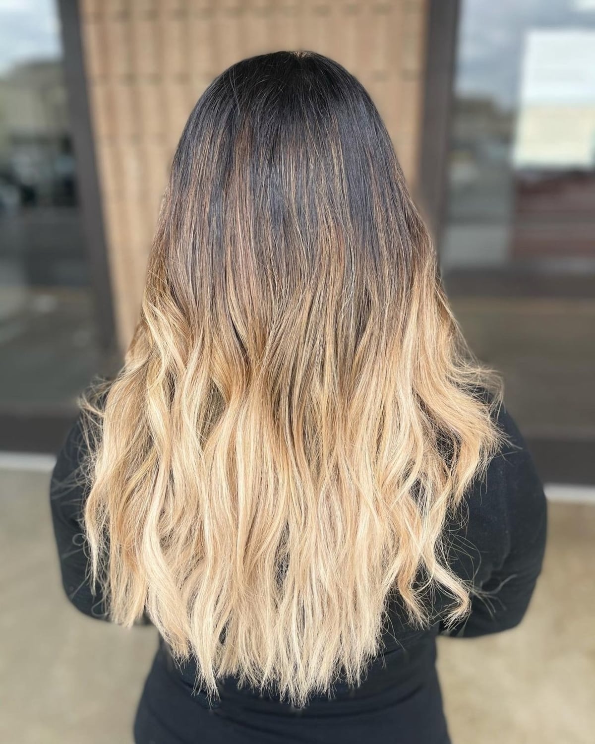 Bold brunette-to-blonde hair ombre