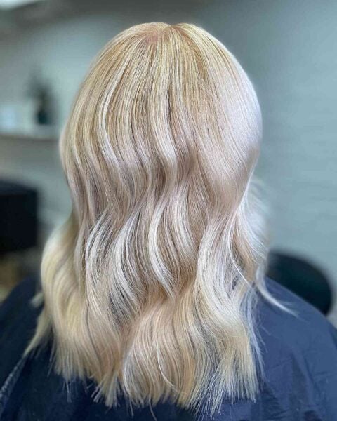 31 Best Champagne Blonde Hair Color Ideas for Every Skin Tone