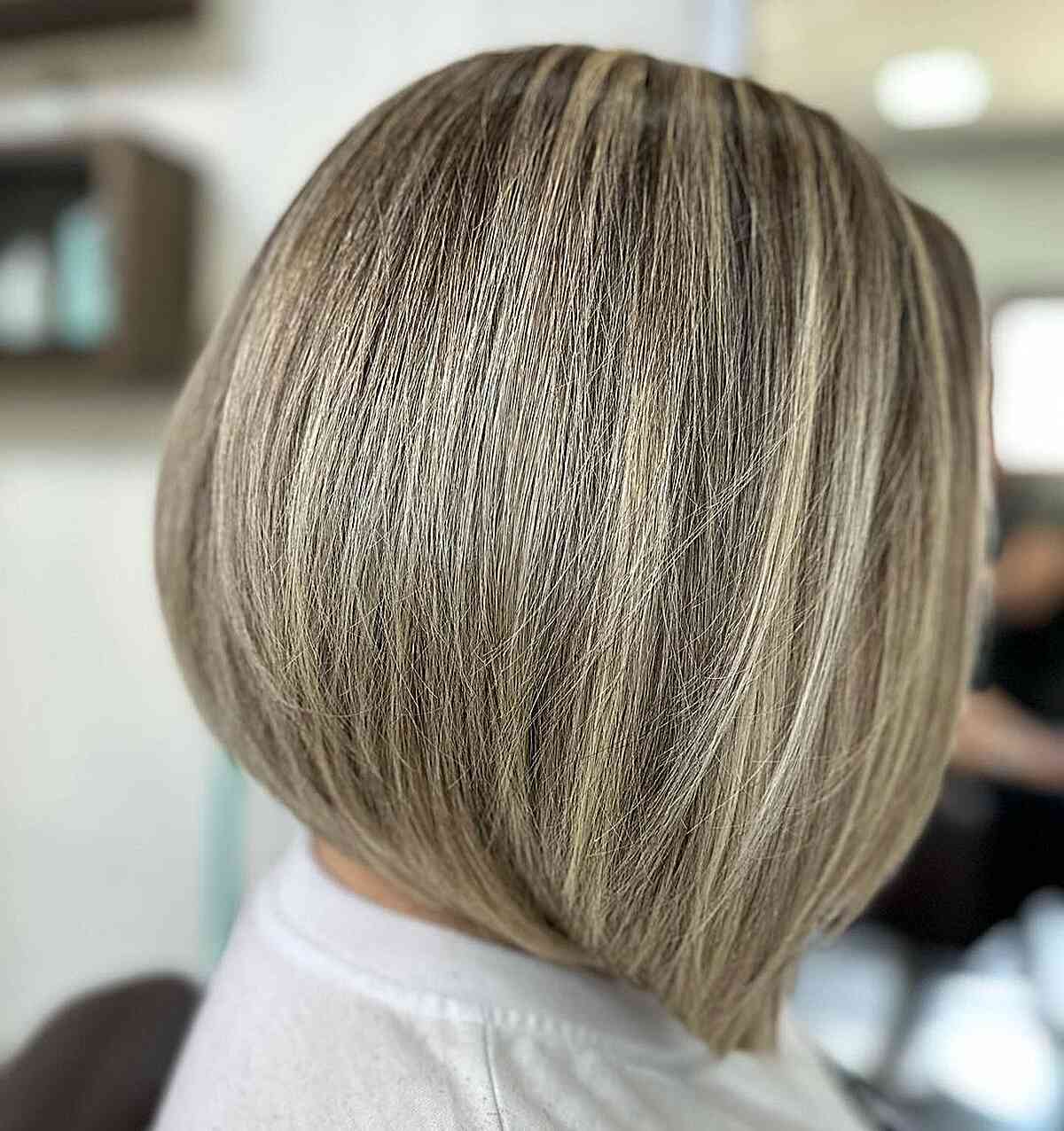 Chic Bob Cut with Blonde Balayage Tones for Straight Hair