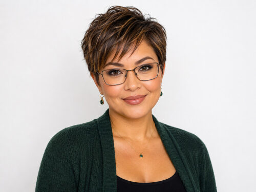 Chic Pixie Cuts for Women With Glasses