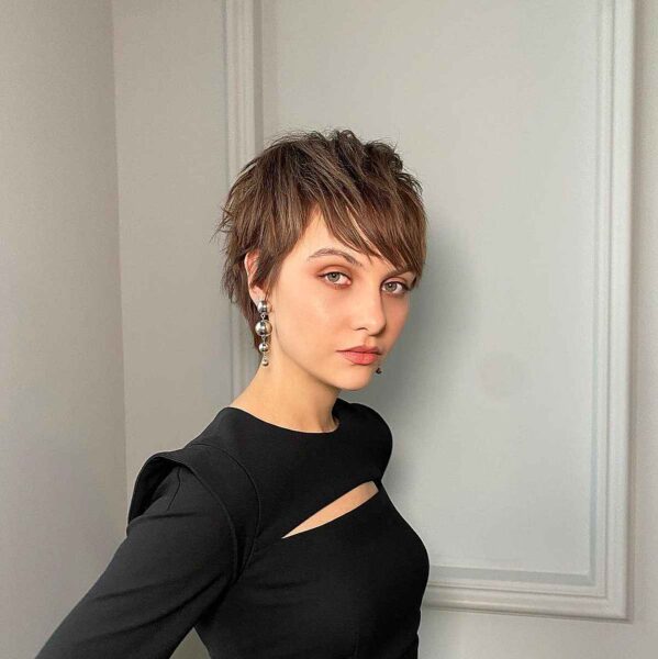 43 Cutest Pixie Cuts with Bangs for a Face-Flattering Crop - Short haircuts