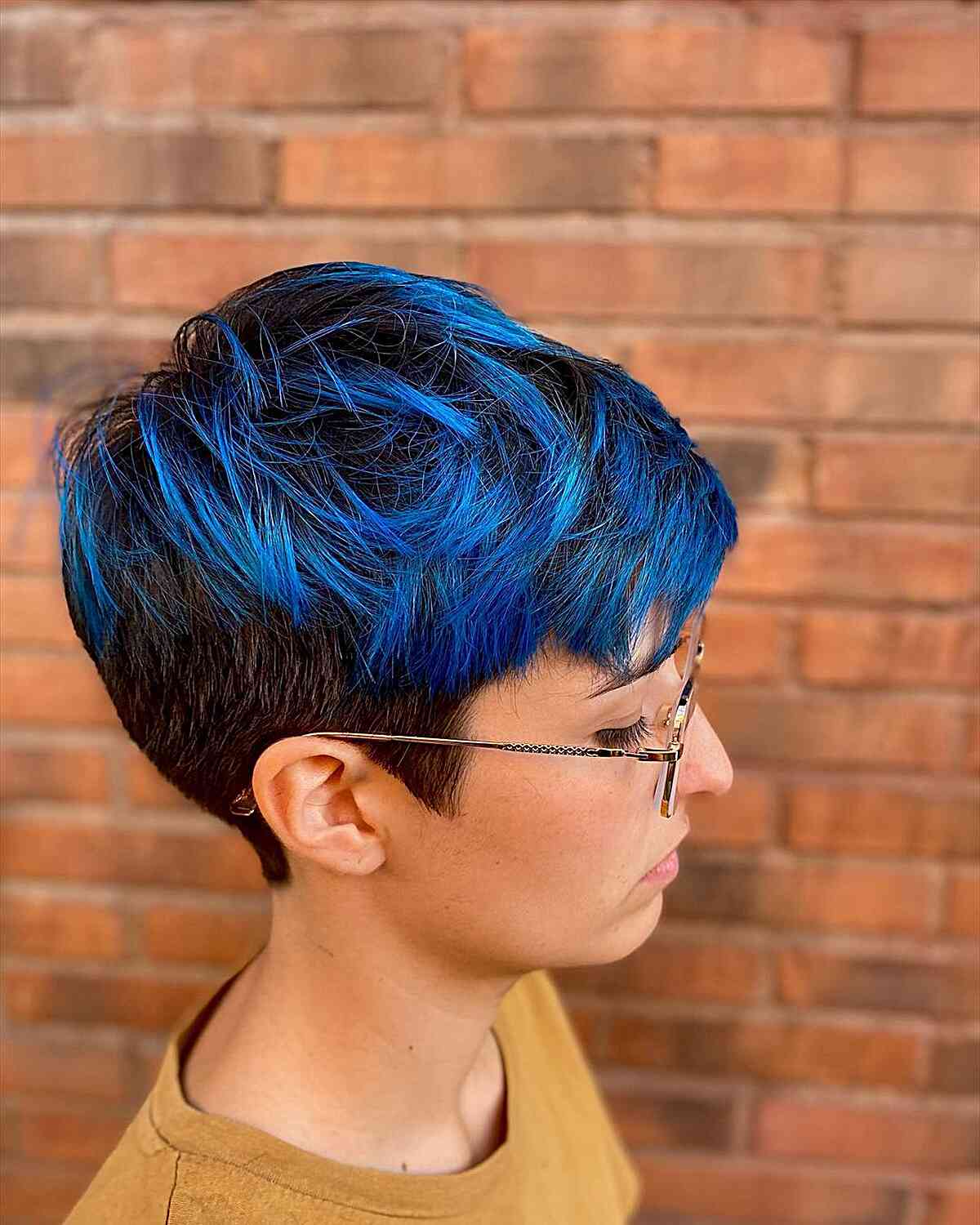 Choppy Blue Highlights for Short Dark Hair