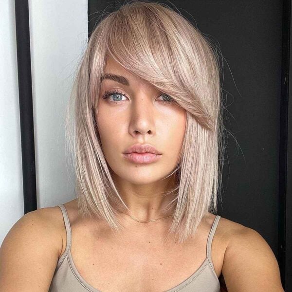 43 Sharpest Straight Lob Haircut Ideas for That Ultra Sleek Look