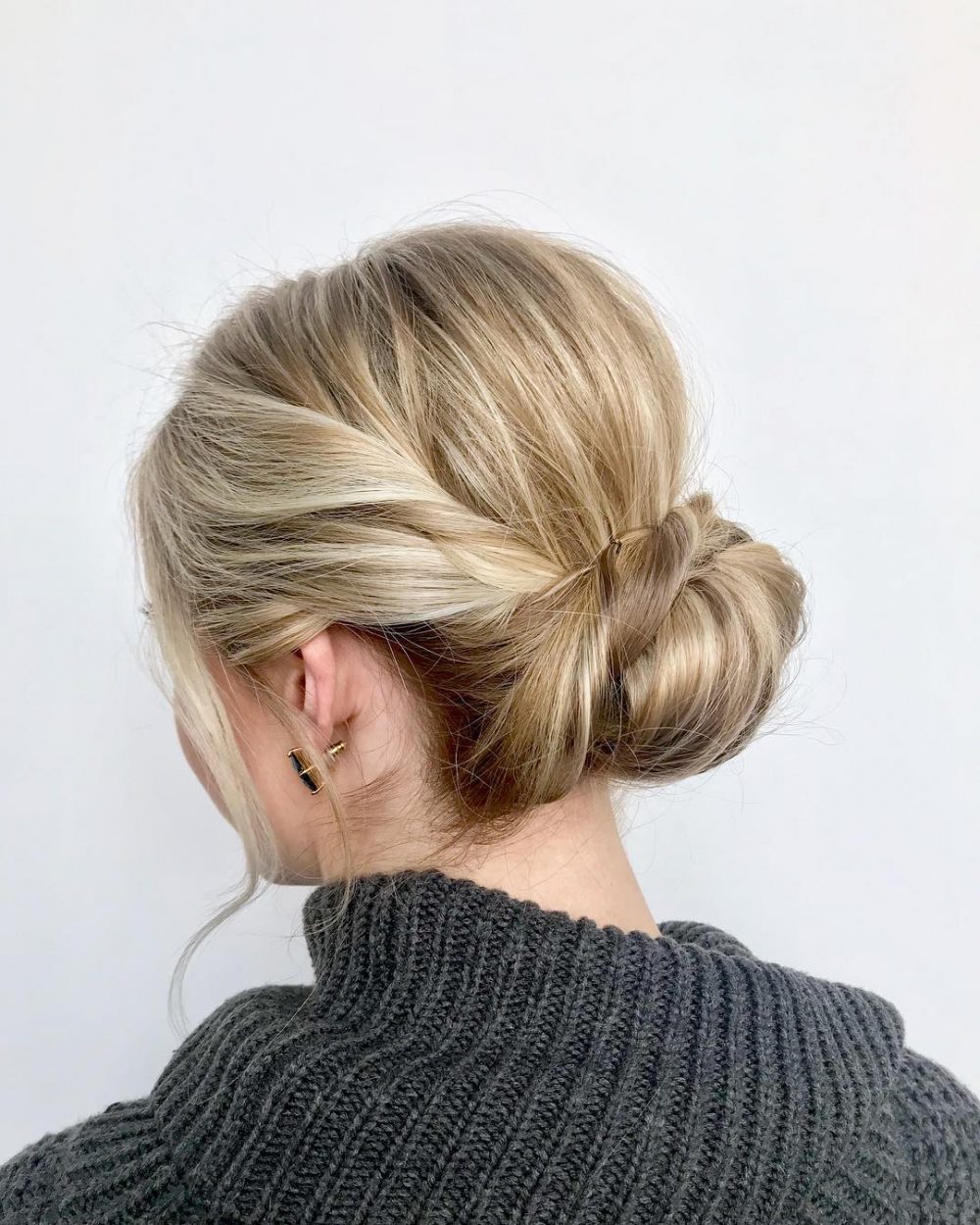 28 Super Easy Prom Hairstyles to Try
