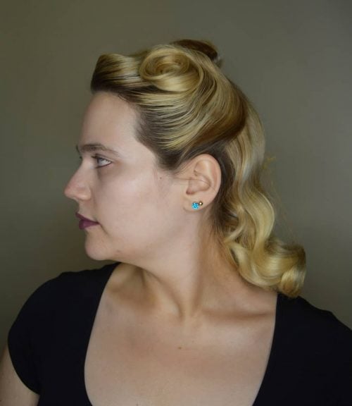 Classic Finger Waves in Half-Up Hairstyle