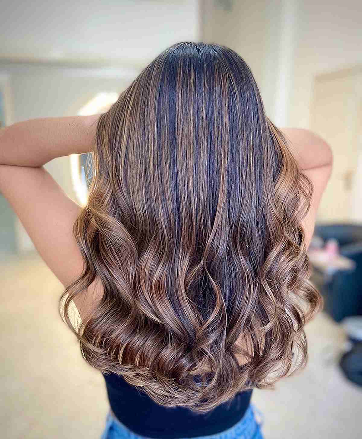 Cocoa Light Brown with Highlights