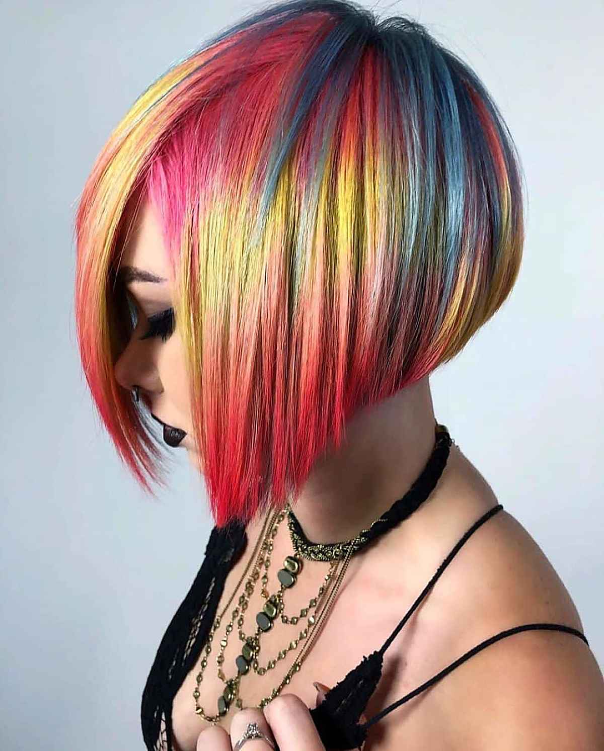 Colorful Inverted Cut