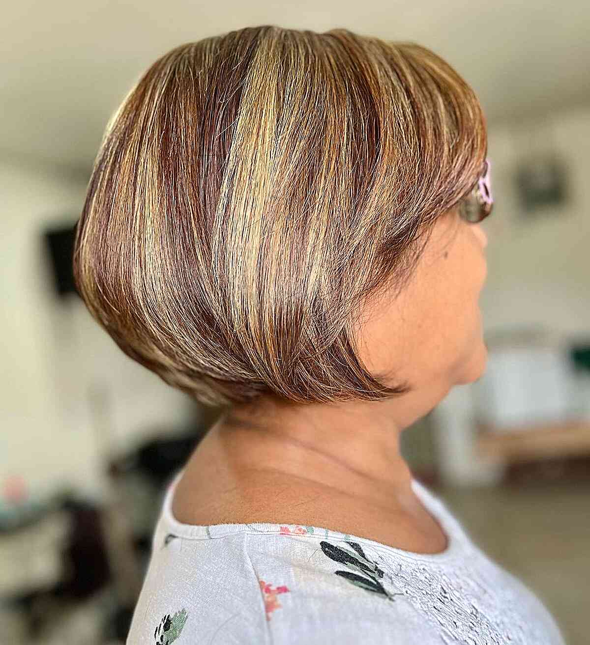 Jaw-Grazing Concave Bob with Highlights and Lowlights for Overweight Women Over 50