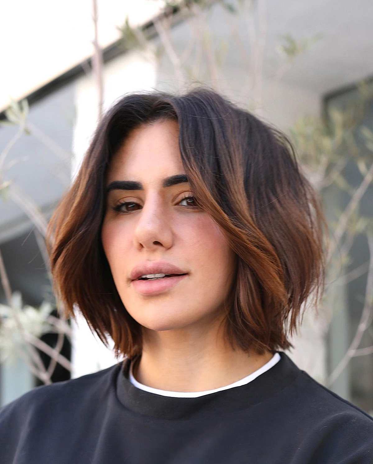 Cool Bob with Movement and Face-Framing Layers