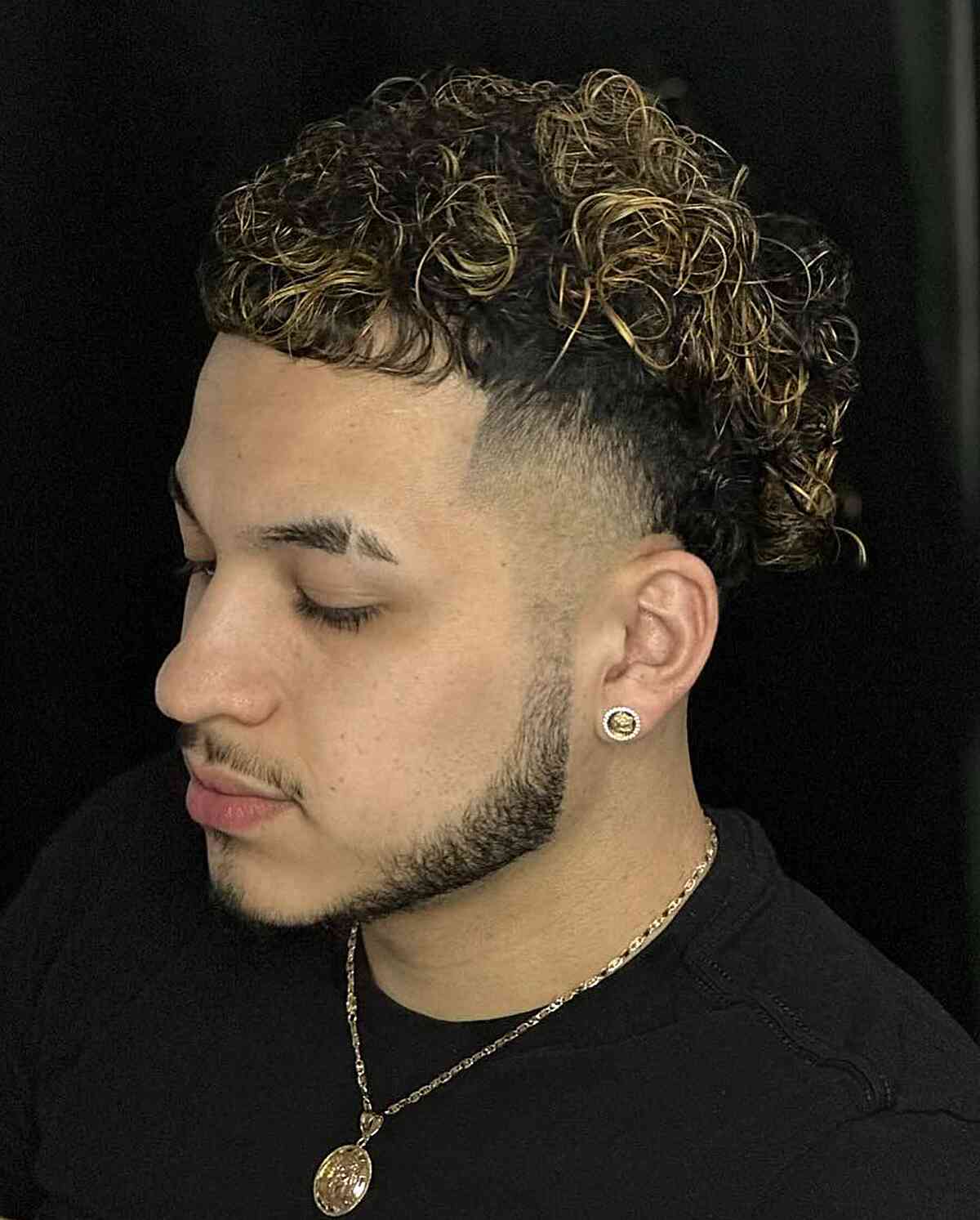 Curly Frosted Tips and Temp Fade on Guys