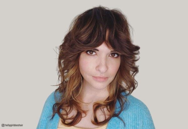 Pairing Curtain Bangs with Wavy Hair? 22 Best Ways to Do It