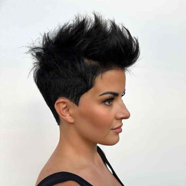24 Spiky Pixie Cuts for a Bold, Yet Super Cute Look