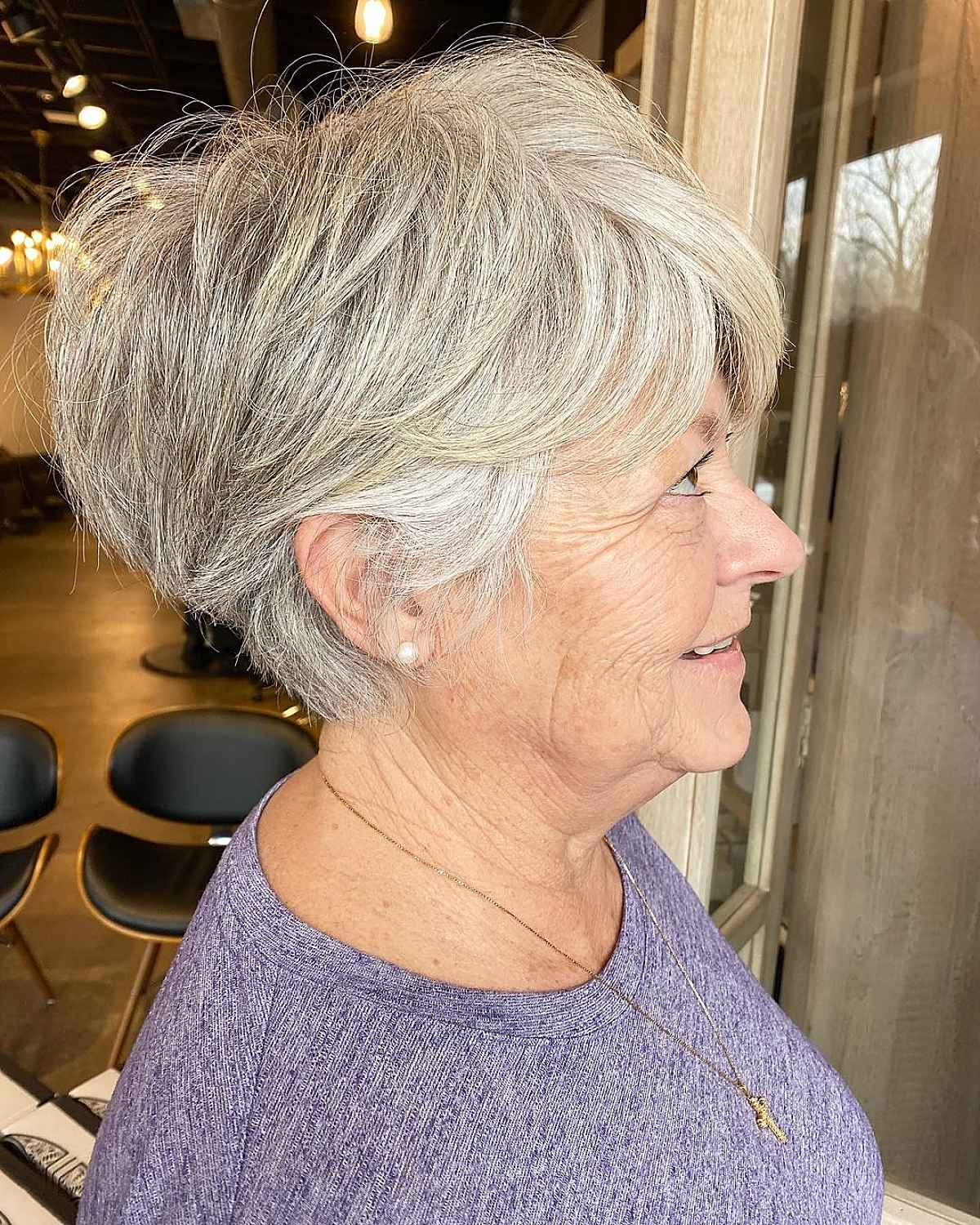 Cute Pixie Bob for Women with Gray Hair